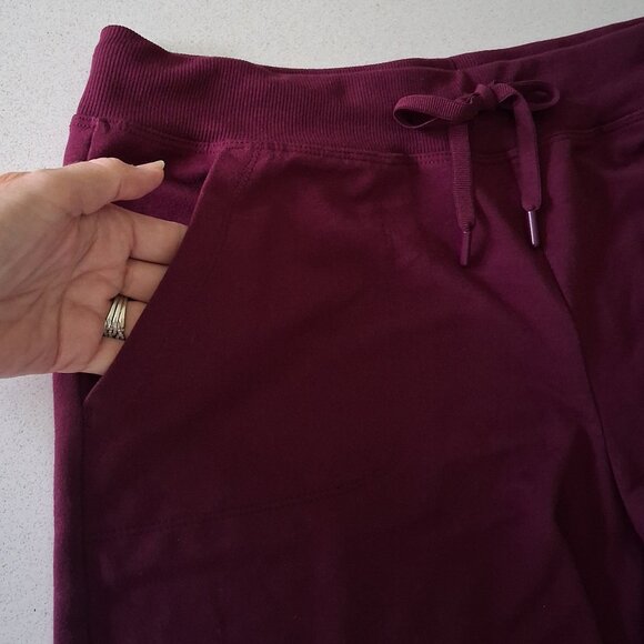 2 Pairs of Athletic Works Cotton/Poly Blend Workout Shorts Women's Size 12/14 - Picture 6 of 16